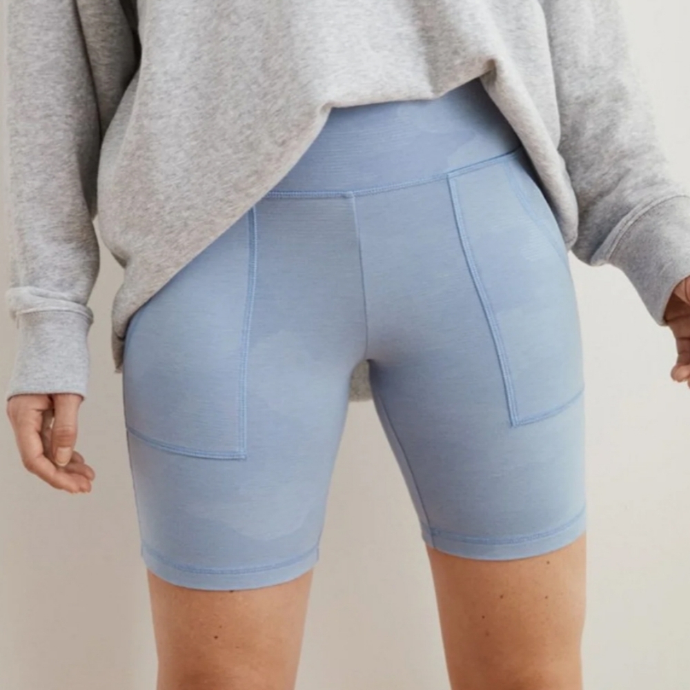 Aerie Chill Blue Camo Print Pocket Bike Shorts L